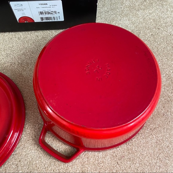 Staub cast iron 4qt red 24cm - Picture 5 of 11